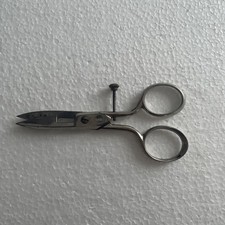 Ältere Schneiderschere -